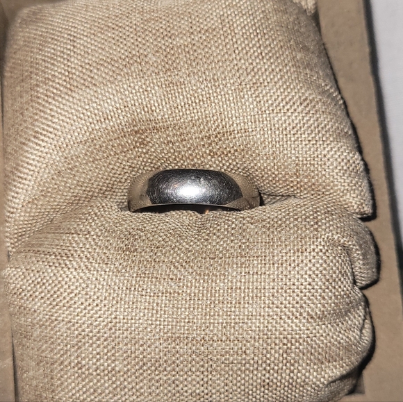 Men's 14k White Gold 6MM Light Comfort-Fit Wedding Band - Picture 5 of 7